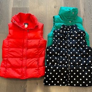 Jcrew puffer vest red with free old navy puffer and polka dot xs